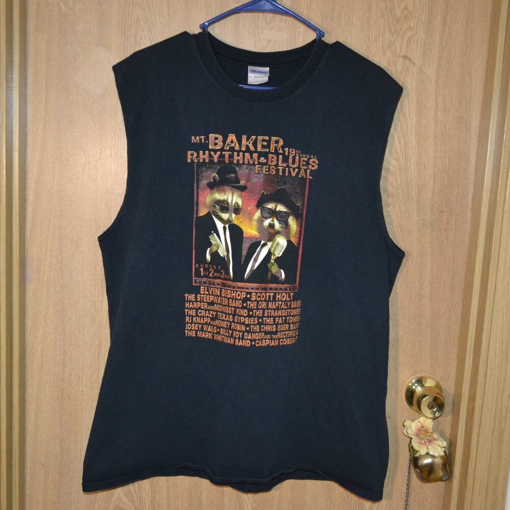 MT. Baker Rythm & Blues 19th Annual PNW Festival Raccoon Graphic Band Tee